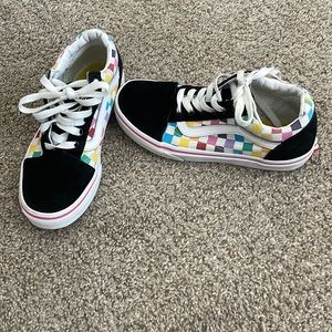Vans rainbow checkerboard size 3